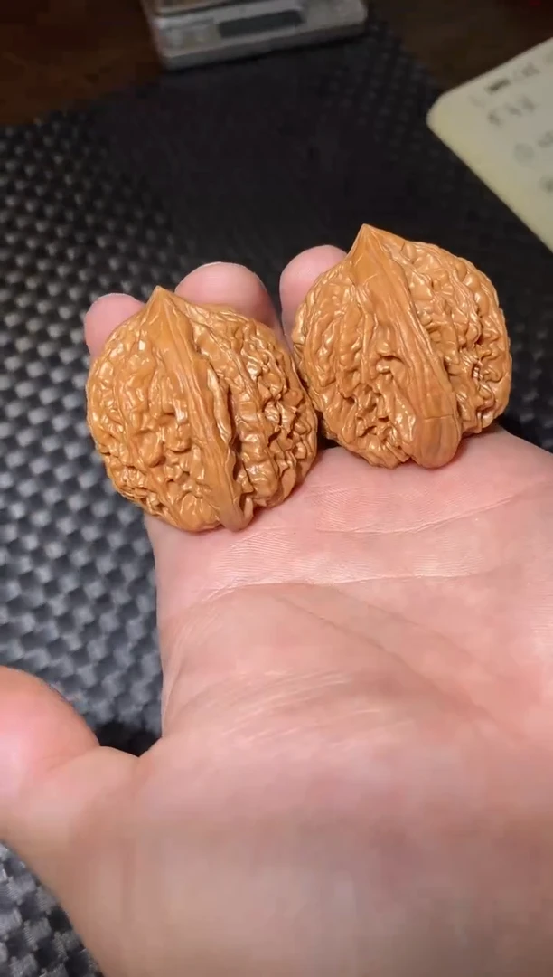 把件文玩核桃微修打底蓟县粗筋虎头王40尺（46.4克）