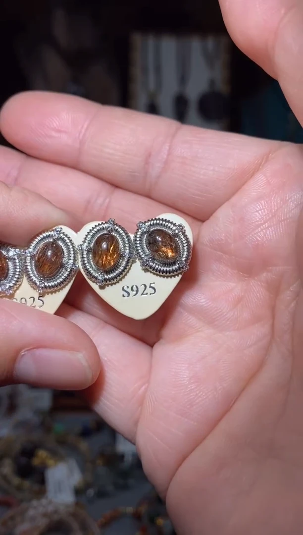 【闪购商品】水晶星际黑金超耳钉未镶嵌多样性发其一