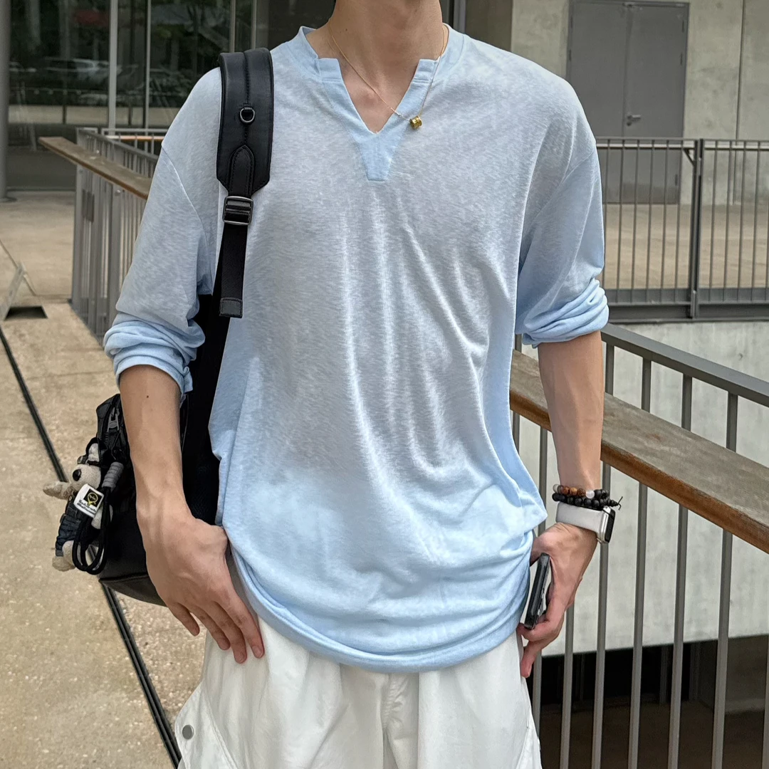 小众设计感【莱赛尔混纺】天蓝色v领长袖t恤男秋季薄款宽松打底上衣