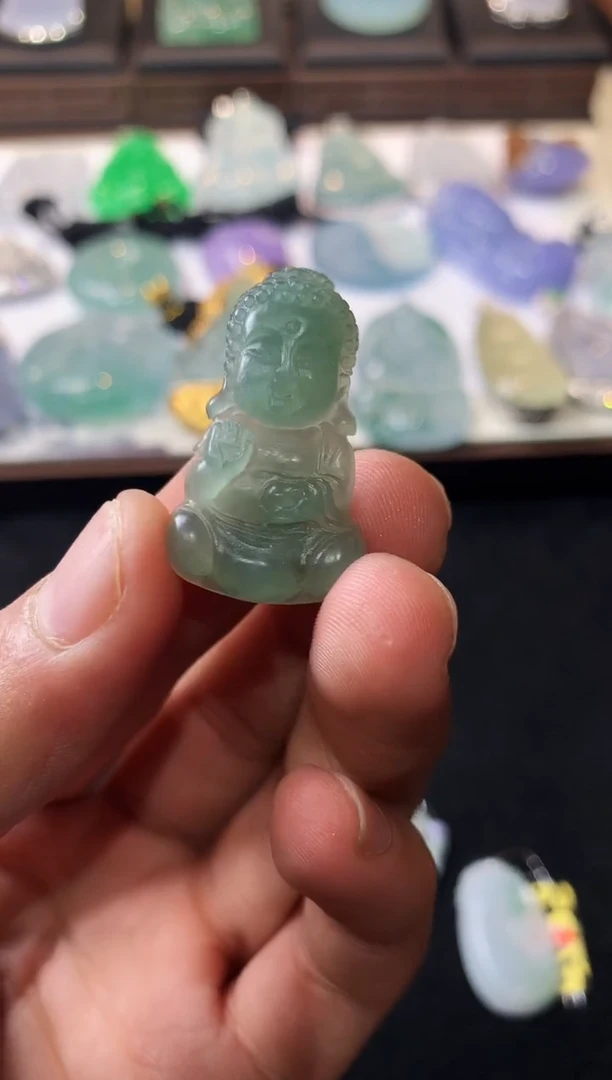 未镶嵌定制翡翠刘***迈  S毛货不退不换