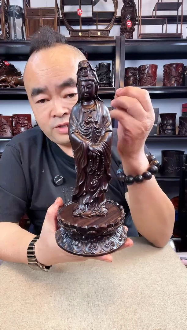 木双层莲花小号+观老李红木工艺品