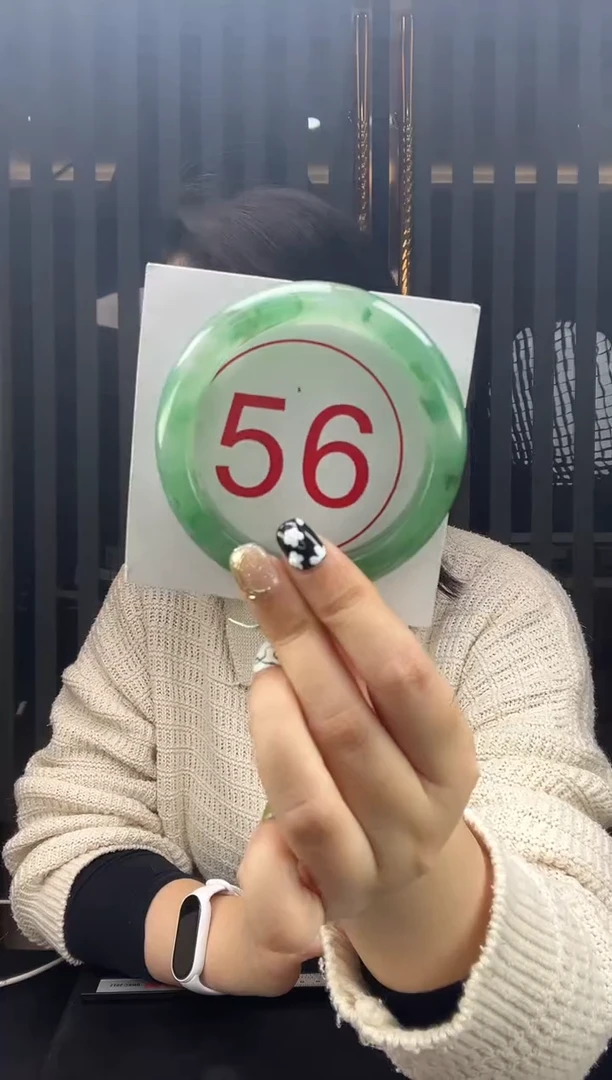 未镶嵌手镯石英质玉6