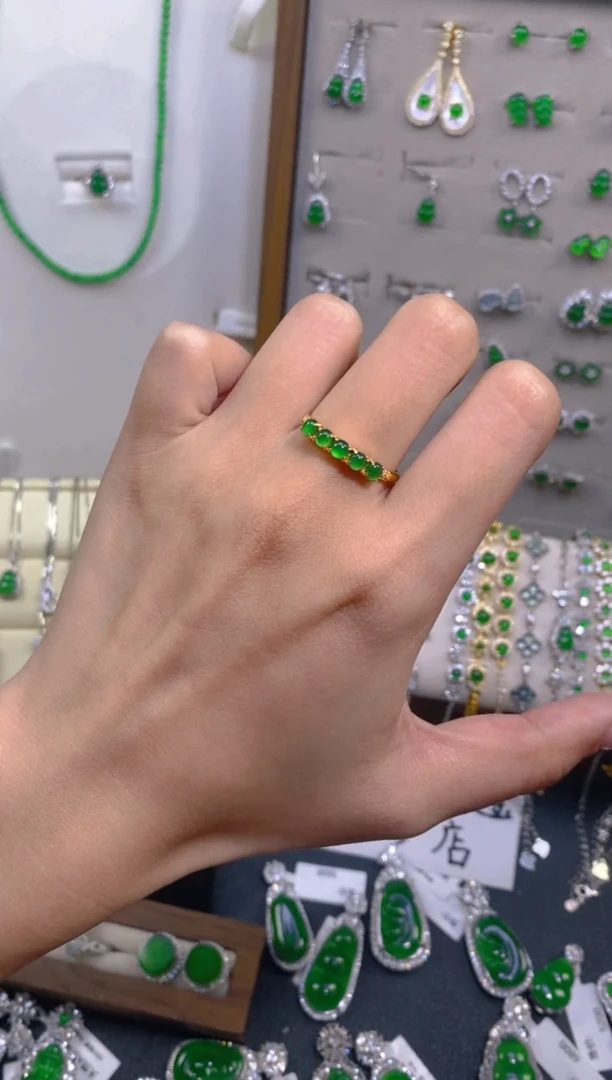 银S925镶嵌戒指翡翠蛋面戒指