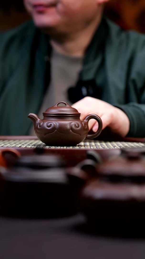 茶壶紫砂紫砂茶壶（仿古如意）