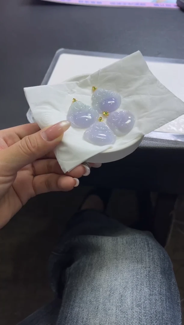 颈饰18K金镶嵌翡翠V67/多样性发一件/配绳子