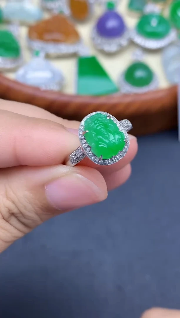 18K金镶嵌戒指翡翠476-中国好珍宝