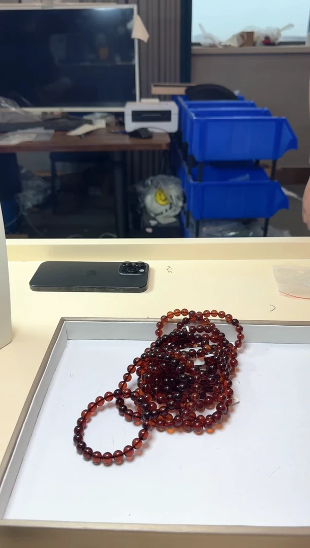 未镶嵌血珀手串手串多样性发其一