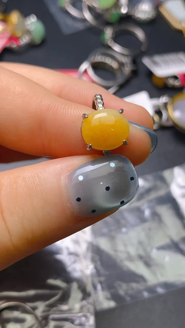 银S925镶嵌戒指翡翠百内无证书