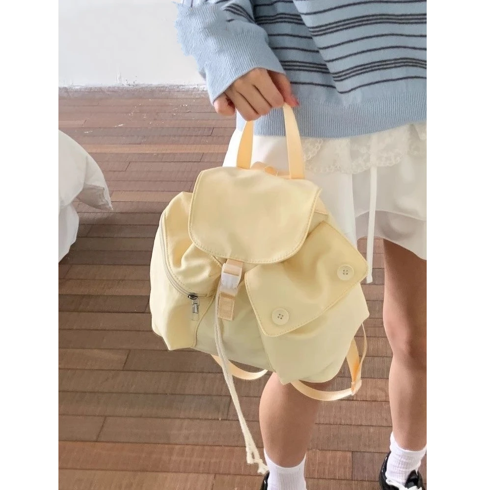 韩国小众设计休闲轻便百搭双肩包出游旅行尼龙布通勤少女迷你书包