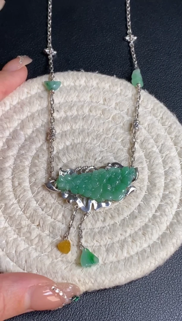 颈饰银S925镶嵌翡翠 净货18256