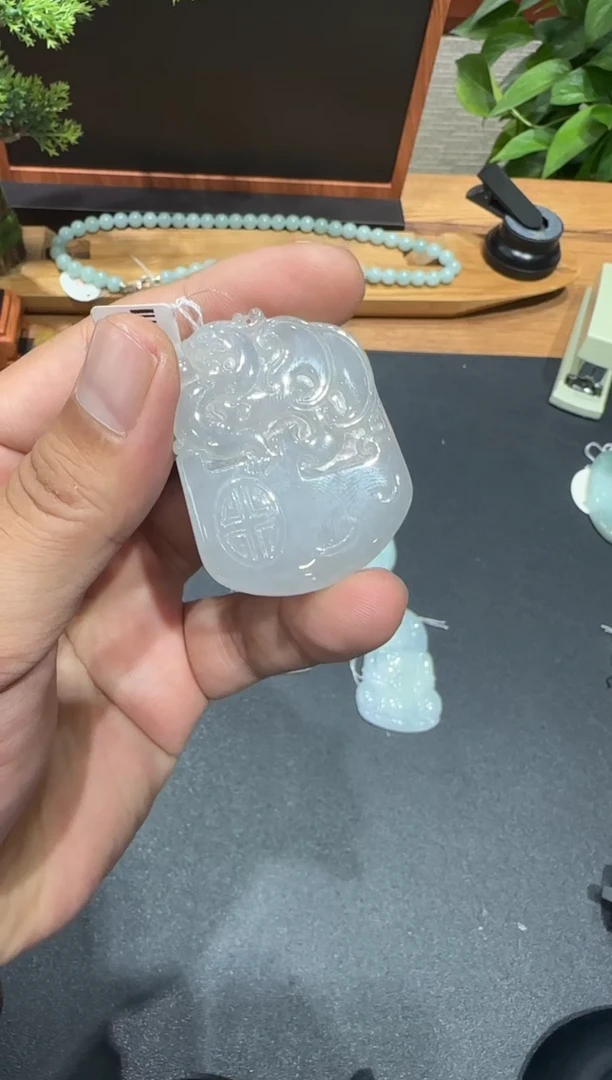 未镶嵌挂件翡翠A货翡翠多样性孤品