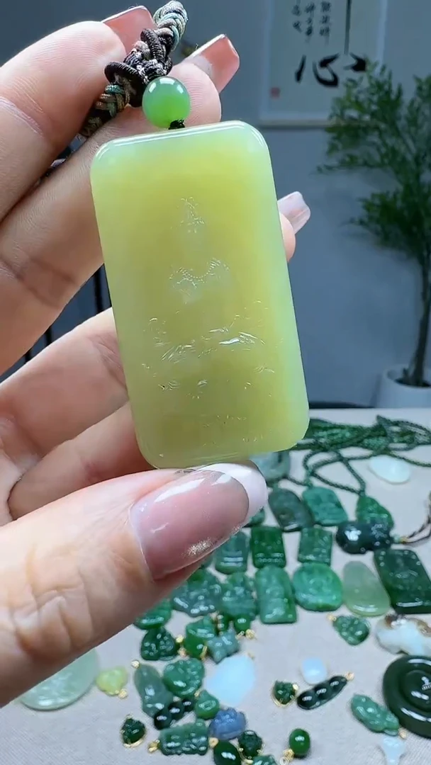 未镶嵌和田玉挂件1