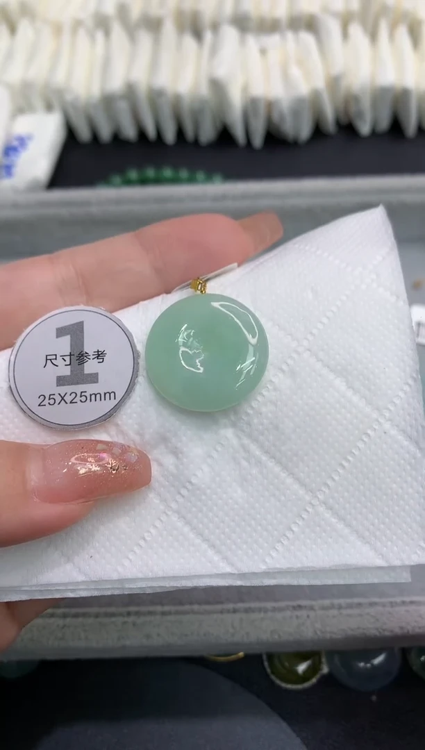吊坠(不含链)18K金镶嵌翡翠11