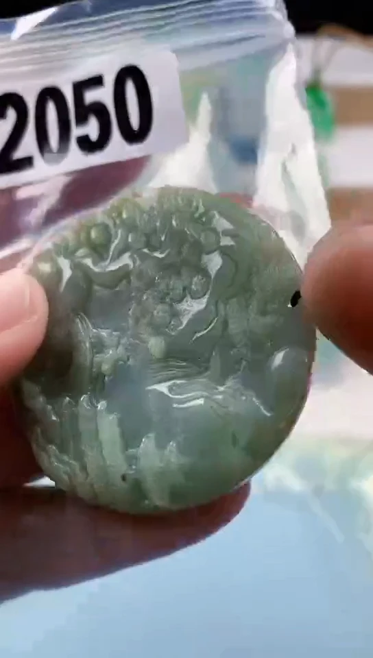 【闪购商品】翡翠挂件未镶嵌天然翡翠吊坠挂件