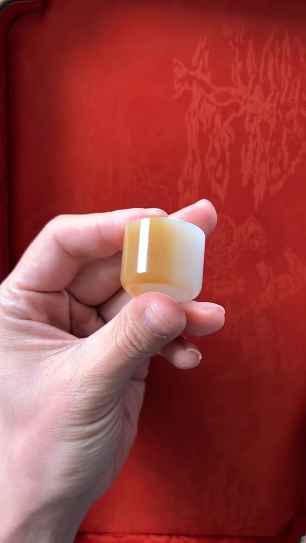 未镶嵌和田玉挂件新疆白玉老熟扳指1