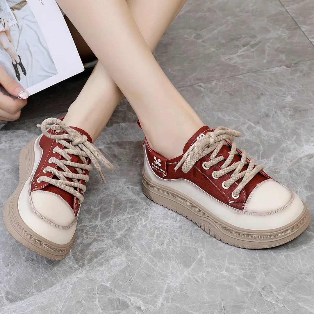 82433新款真皮复古手工显脚小板鞋