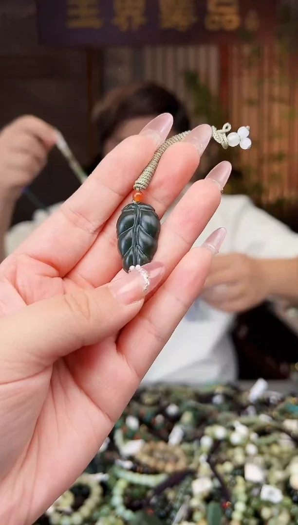 【闪购商品】和田玉颈饰未镶嵌多样性发一