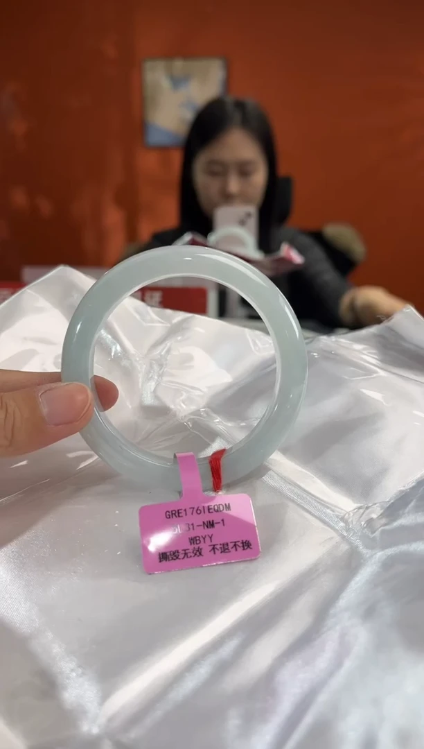 未镶嵌手镯翡翠9 55