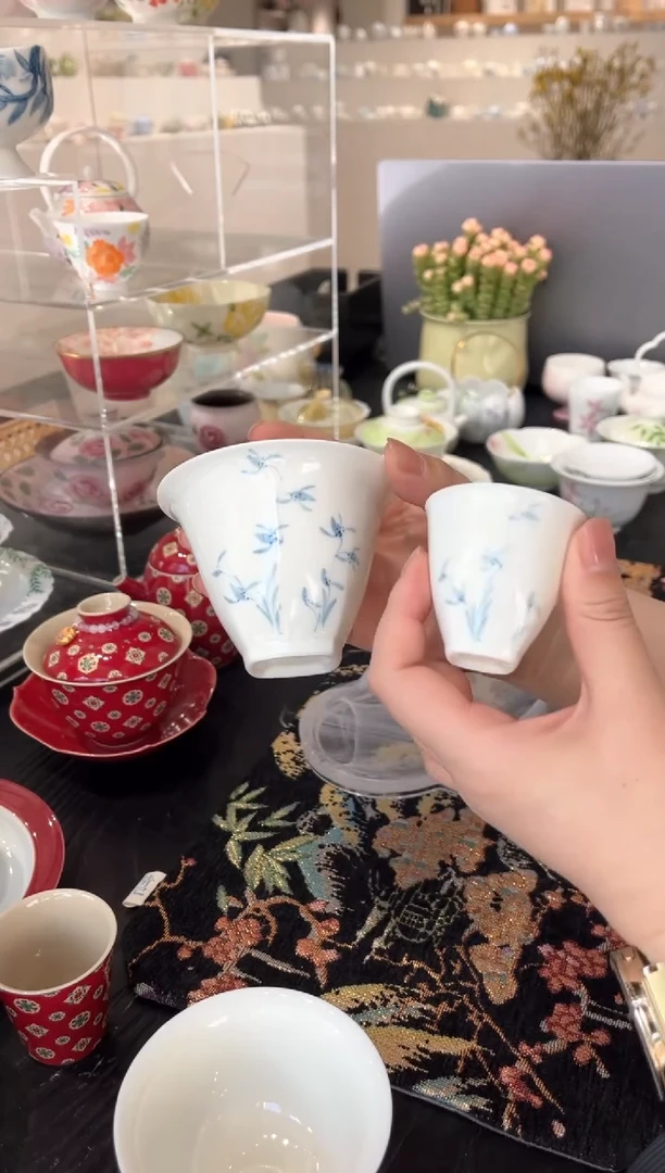 【闪购商品】玉泥-青花玉兰-有方盖碗+杯