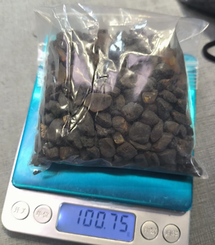 抚顺琥珀 天然琥珀100克