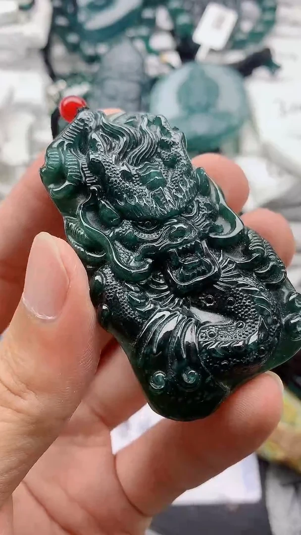 翡翠未镶嵌颈饰88888888888