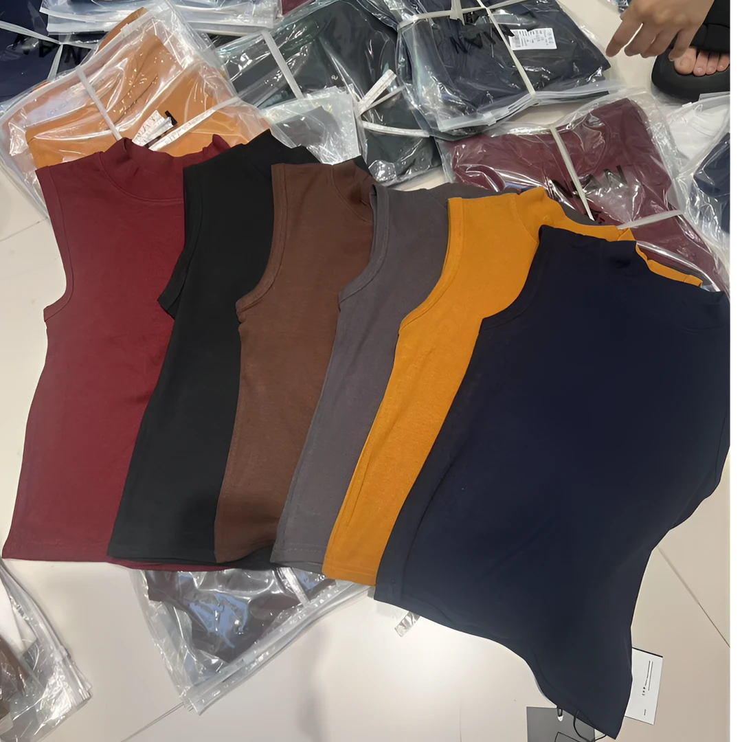 街头风通勤美式轻熟风百搭舒适背心