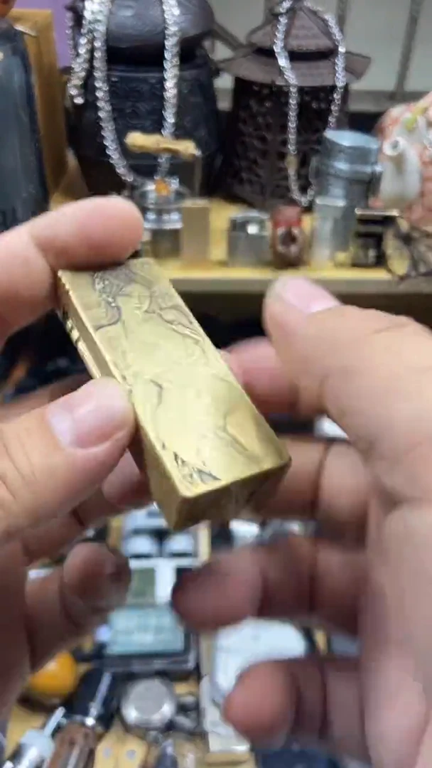 瓷片闪购商品  如图所示