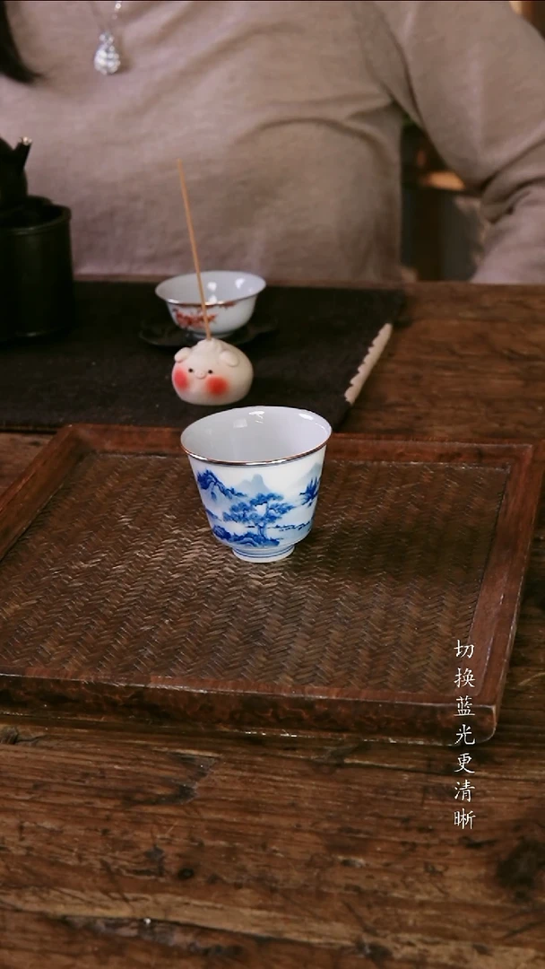 .包铜青花山水杯