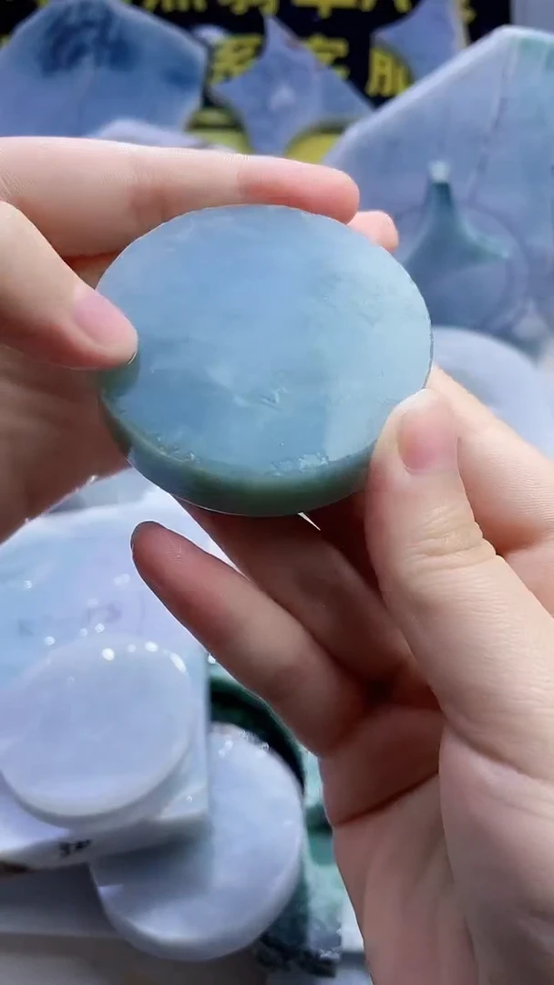 翡翠未镶嵌颈饰翡翠399