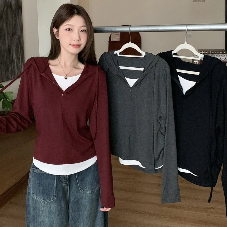 正肩连帽长袖2026新款显瘦打底假两件春装设计感胖mm大码休闲上衣