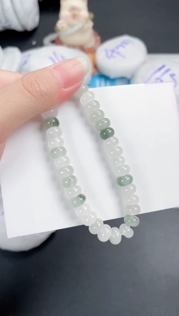 石英质玉手链未镶嵌777