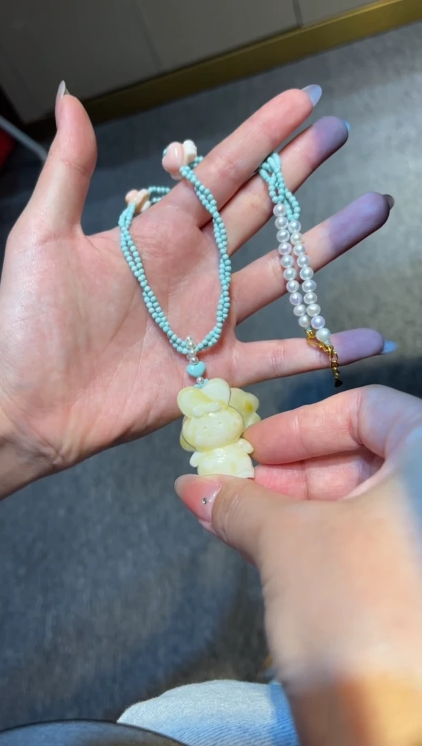 【闪购商品】琥珀珠宝奇石未镶嵌兔妹妹