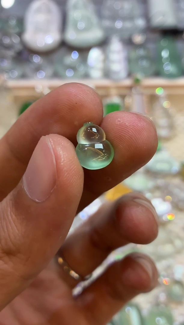 吊坠(不含链)未镶嵌翡翠葫芦