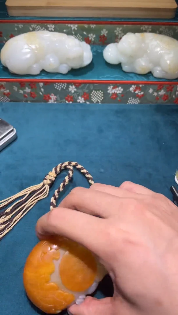 未镶嵌和田玉挂件小**做和田玉手把