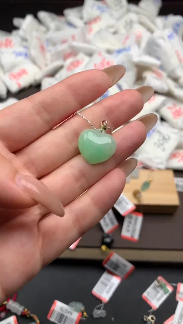 【闪购商品】翡翠挂件银S925镶嵌一