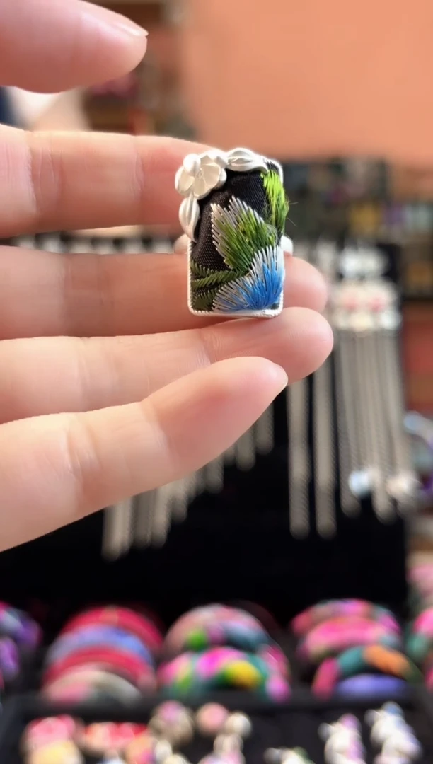 织绣艺枝独绣老绣饰品202