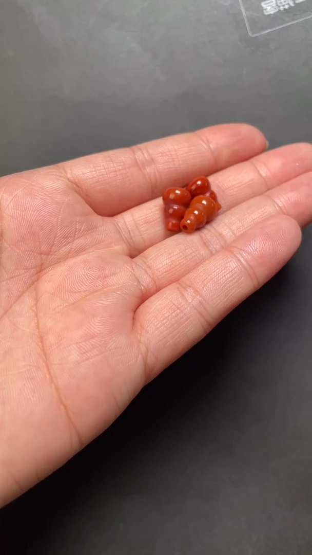 未镶嵌12南红玛瑙配饰