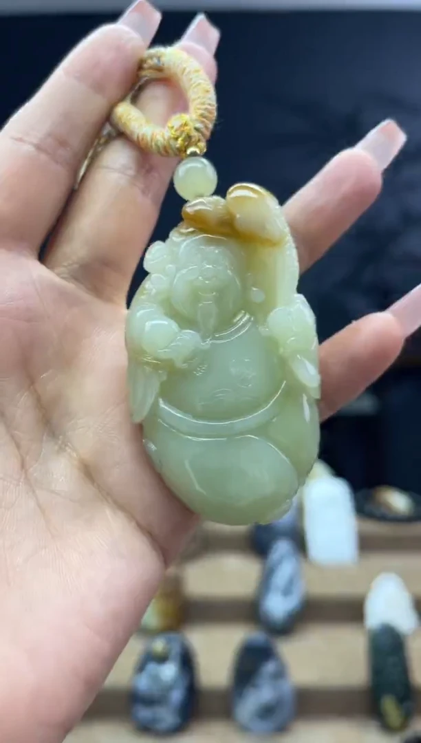 颈饰未镶嵌和田玉1