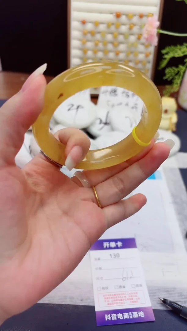 未镶嵌手镯石英质玉130-财气镯-圈口61