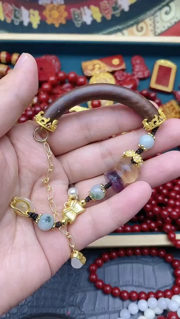 【闪购商品】玛瑙/玉髓新款合金沉半镯