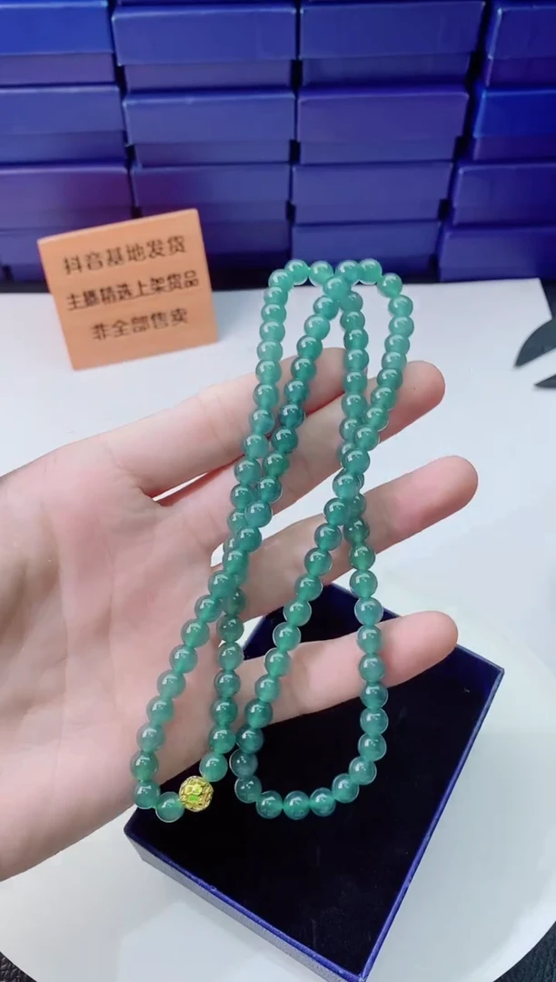 翡翠未镶嵌颈饰1111111111