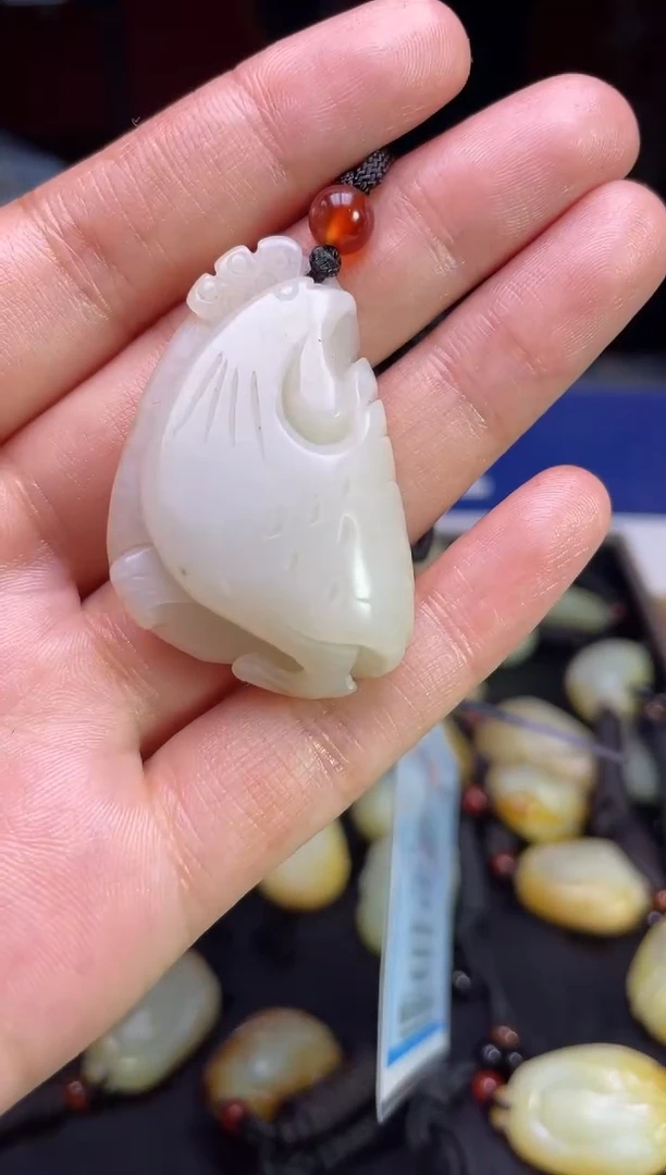 颈饰未镶嵌和田玉3