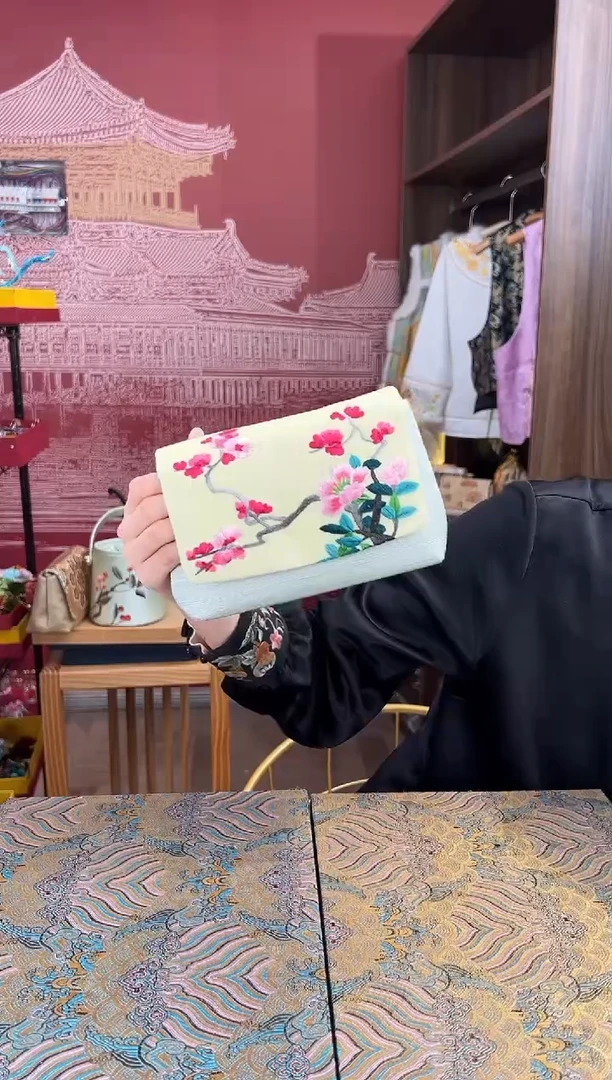 【闪购商品】刺绣苏绣手工刺绣包包