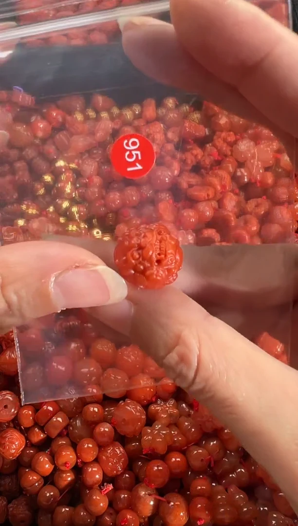 【闪购商品】南红玛瑙颈饰未镶嵌12