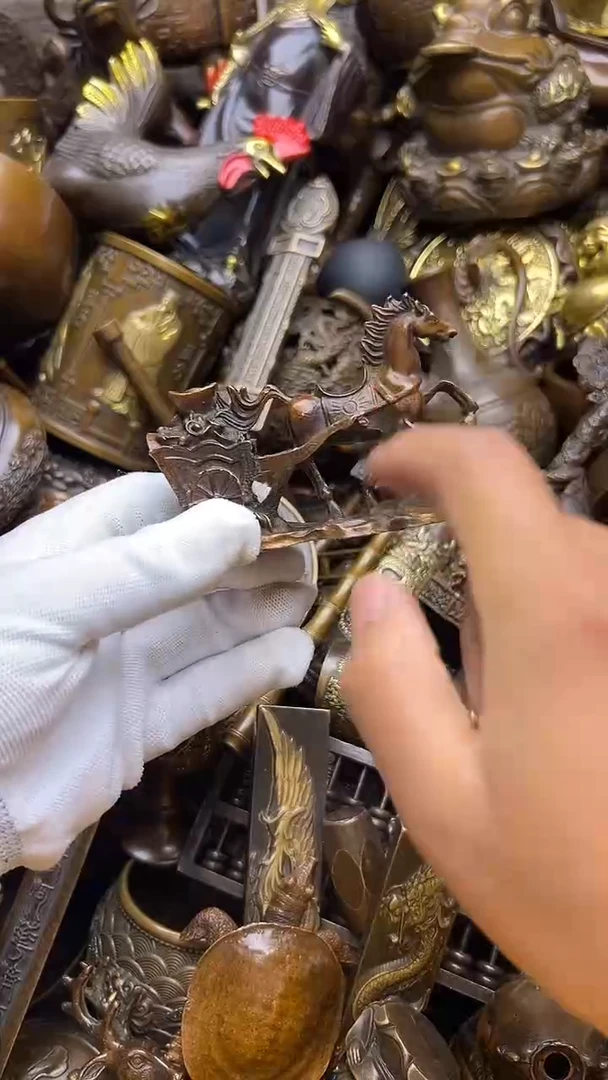 精美铜器，点击即可下单