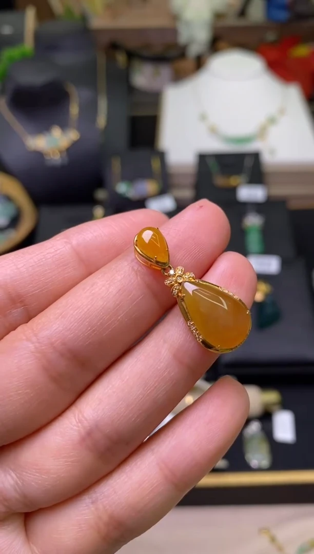 【闪购商品】翡翠颈饰18K金镶嵌净货18038