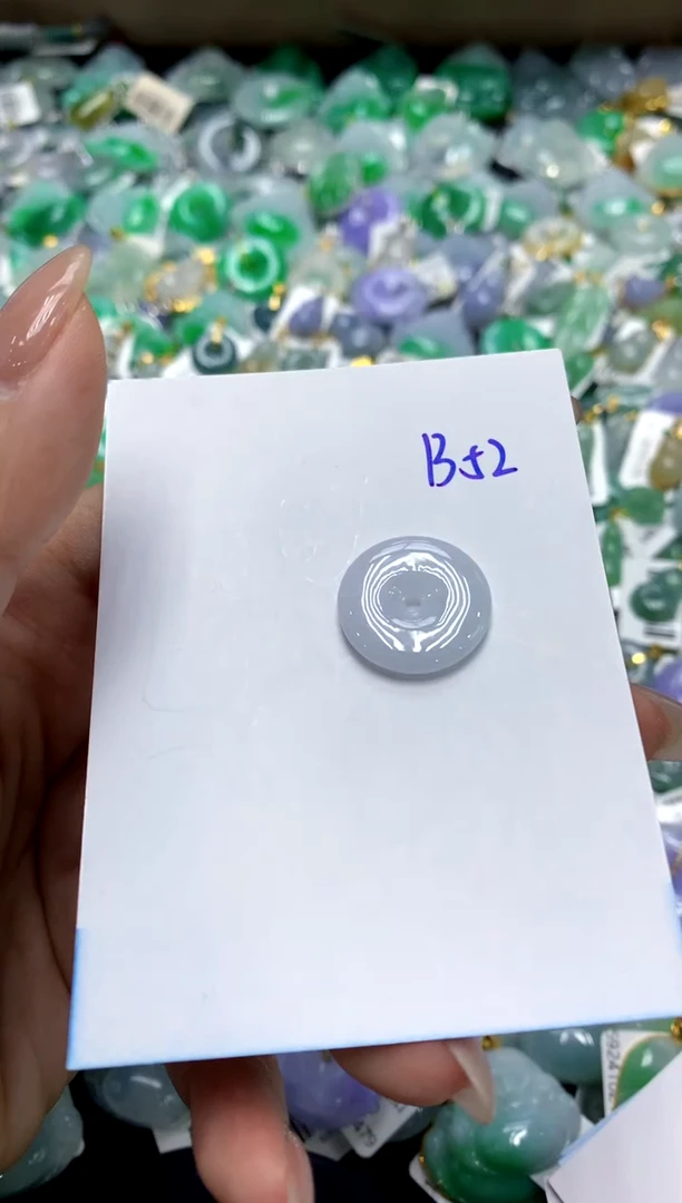 【闪购商品】翡翠颈饰未镶嵌1111111111111111