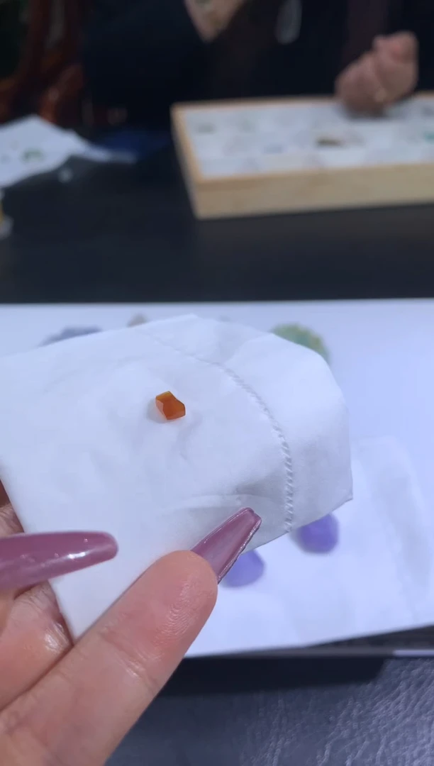 未镶嵌定制翡翠香*海翡翠