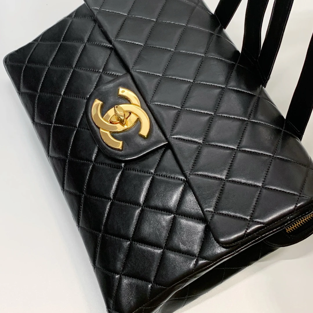 95新 Chanel/香奈儿 95A 黑金菱格纹羊皮双肩包 3开11806993