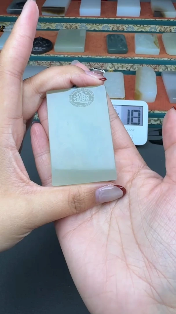 【闪购商品】和田玉颈饰未镶嵌婷婷